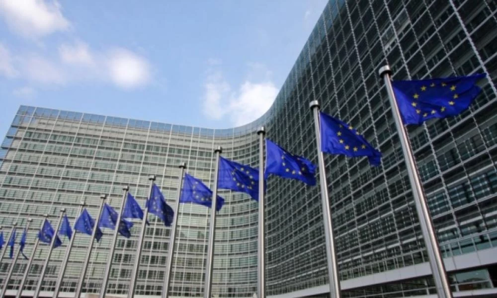 Πόλεμος στην Ουκρανία: Η Ε.Ε εξετάζει νέο πακέτο κυρώσεων στον Αμπράμοβιτς και στα προϊόντα πολυτελείας